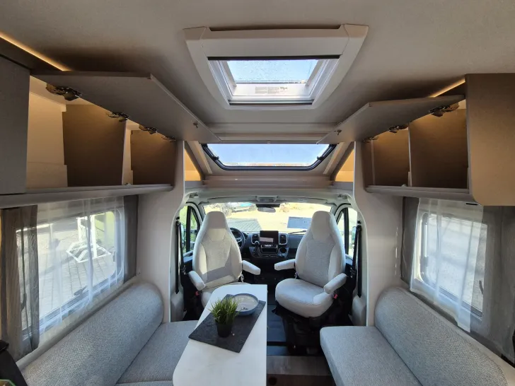 Fahrzeugbild Carado T457 pro+ *LED*Bettumbau* #35