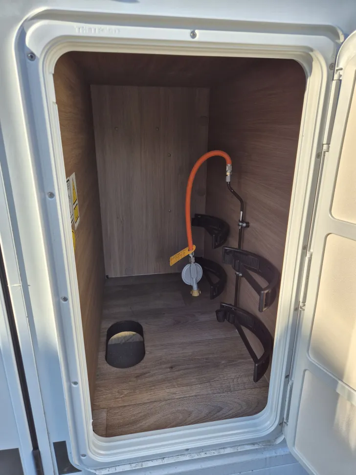 Fahrzeugbild Carado T457 pro+ *LED*Bettumbau* #36