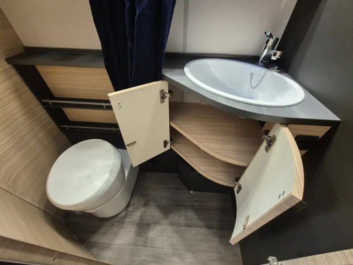 Fahrzeugbild Hobby Maxia 495 UL *Bettverbrei.*Garantie* #20