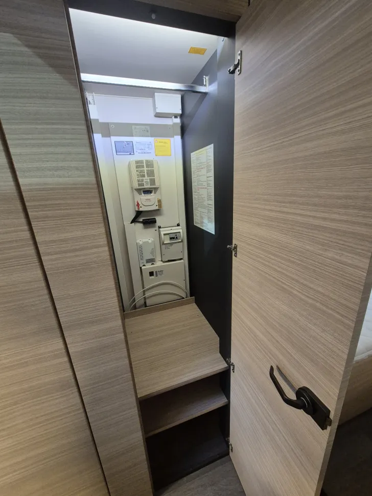 Fahrzeugbild Hobby Maxia 495 UL *Bettverbrei.*Garantie* #21