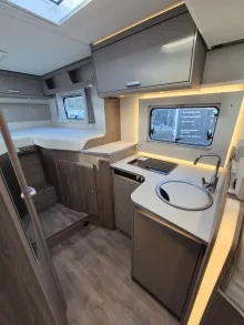 Fahrzeugbild Carado T338 pro #21