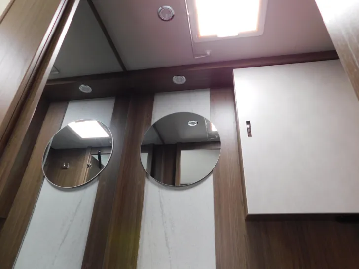 Fahrzeugbild Tabbert Cazadora 420 QD 2.3 Interieur-Paket + Bugfenster #11