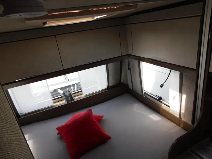 Fahrzeugbild Tabbert Cazadora 420 QD 2.3 Interieur-Paket + Bugfenster #12