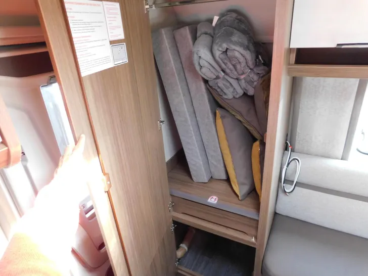 Fahrzeugbild Tabbert Cazadora 420 QD 2.3 Interieur-Paket + Bugfenster #15