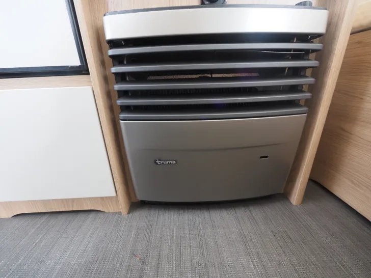 Fahrzeugbild Dethleffs Aero 520 ER, Glattblech, Touring Paket. uvm #11