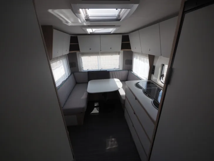 Fahrzeugbild Dethleffs Aero 520 ER, Glattblech, Touring Paket. uvm #15