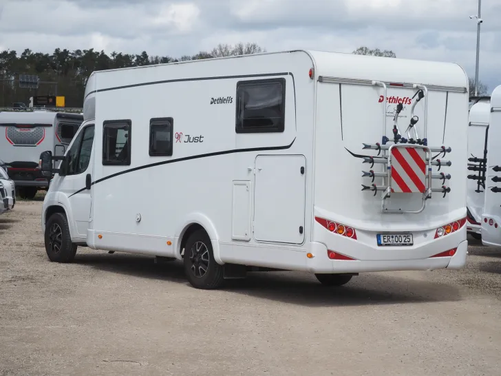 Fahrzeugbild Dethleffs Just T7052 EB, Hubbett, Markise, SAT TV, uvm. #4