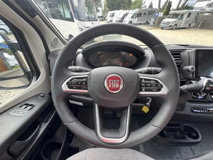 Fahrzeugbild Weinsberg CaraBus 630 ME *Dieselheizung*Anhängek.* #11