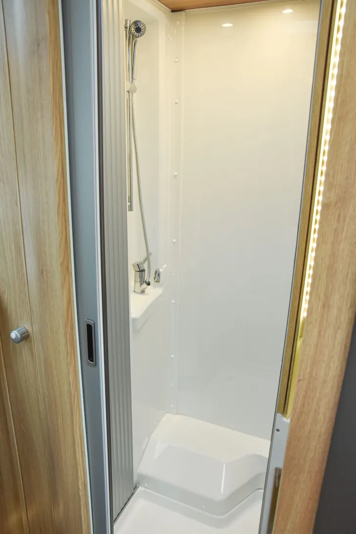 Fahrzeugbild Knaus SKY TI 650 MEG *Automatik*Markise*TVT-Aufbau* #20