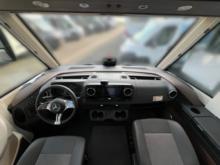 Fahrzeugbild Carthago chic c-line I 4.9 LE MB*Automatik*4,5to.*170PS #8