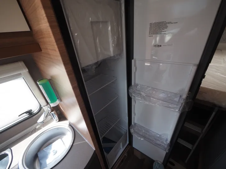 Fahrzeugbild Weinsberg CaraCompact 600 MEG Pepper, Dachklima, TV #10