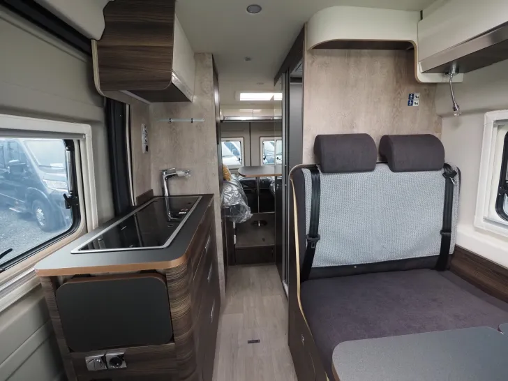 Fahrzeugbild Laika ECOVIP 645, Rundsitzgruppe, Fahrass., Autom. #6