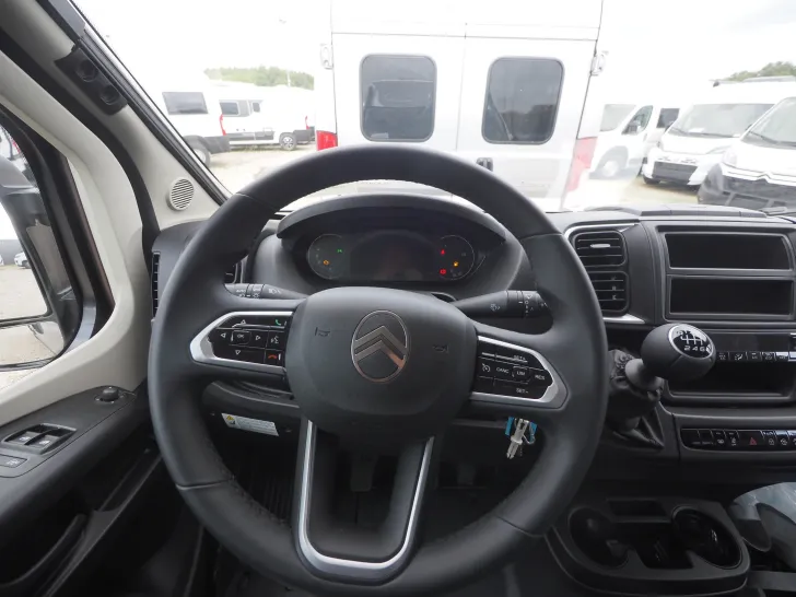 Fahrzeugbild Pössl Roadcruiser Revolution, El. Hubbett, Safetypack #15