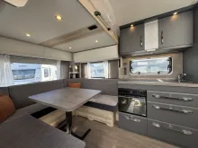 Fahrzeugbild Hobby De Luxe 515 UHL Backofen & Autarkpaket #7