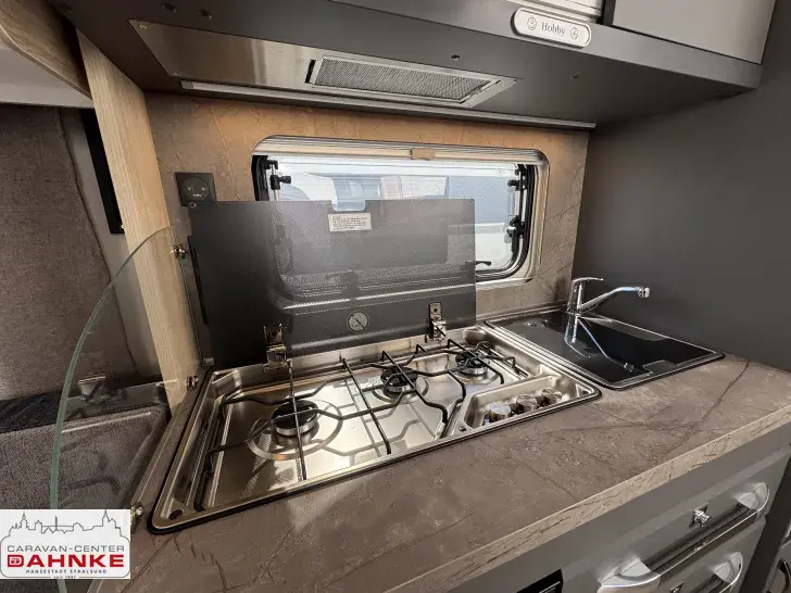 Fahrzeugbild Hobby De Luxe 515 UHL Backofen & Autarkpaket #11