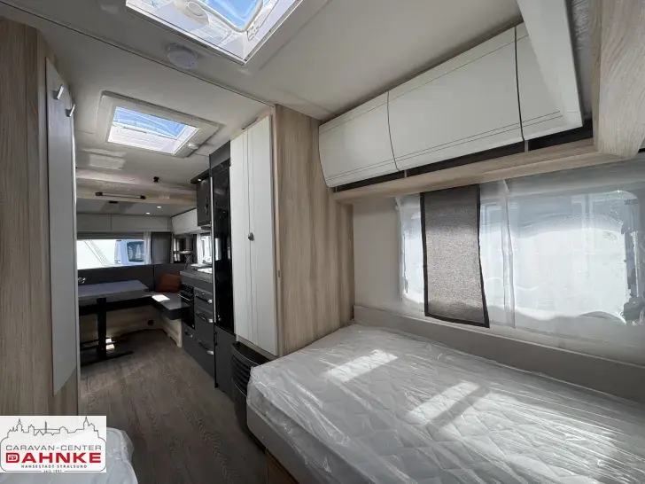 Fahrzeugbild Hobby De Luxe 515 UHL Backofen & Autarkpaket #15