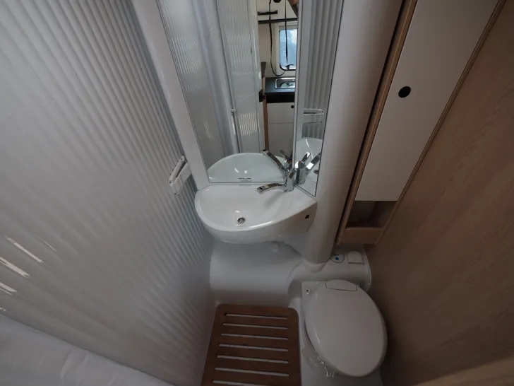 Fahrzeugbild Sunlight V 66 Adventure Edition #13