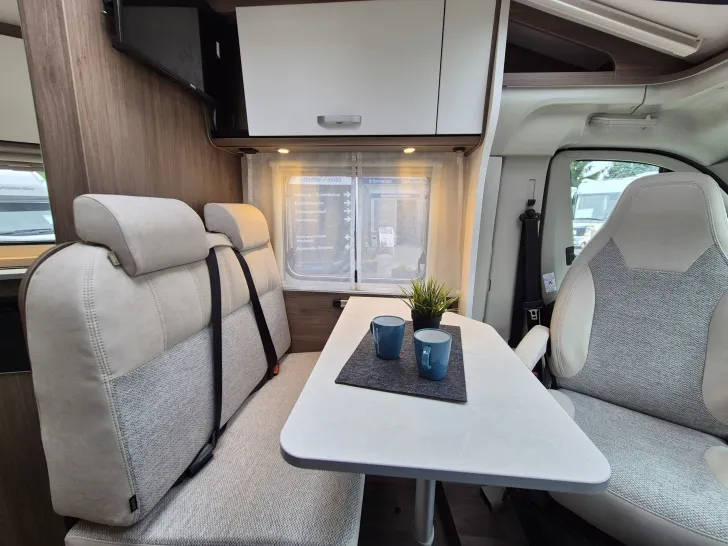 Fahrzeugbild Carado V132 pro+ *TV-Paket*Bettumbau* #17