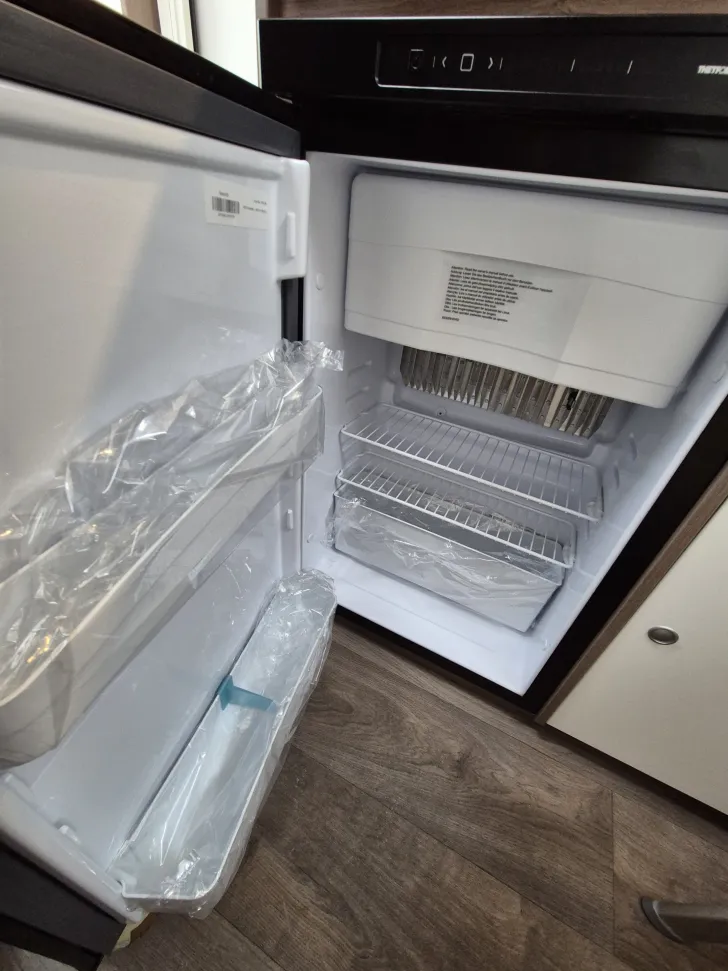 Fahrzeugbild Carado V132 pro+ *TV-Paket*Bettumbau* #21