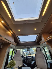 Fahrzeugbild Knaus SKY TI 650 MEG *Automatik*TV/LTE*Metallic #33