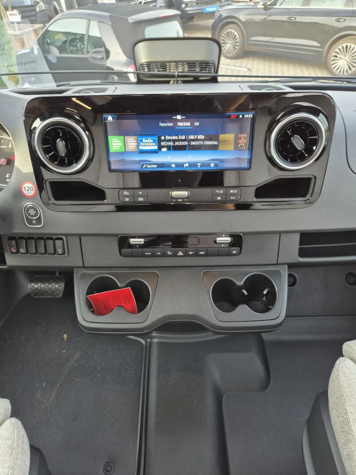 Fahrzeugbild Hymer Grand Canyon S CrossOver *Allrad*Winterpaket* #9