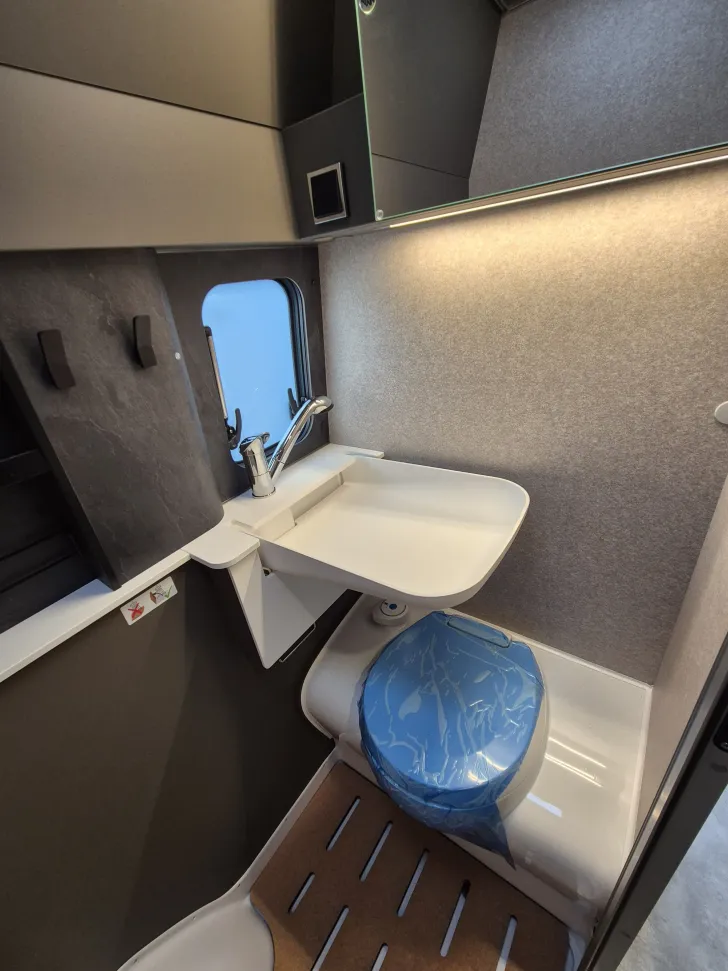 Fahrzeugbild Hymer Grand Canyon S CrossOver *Allrad*Winterpaket* #25