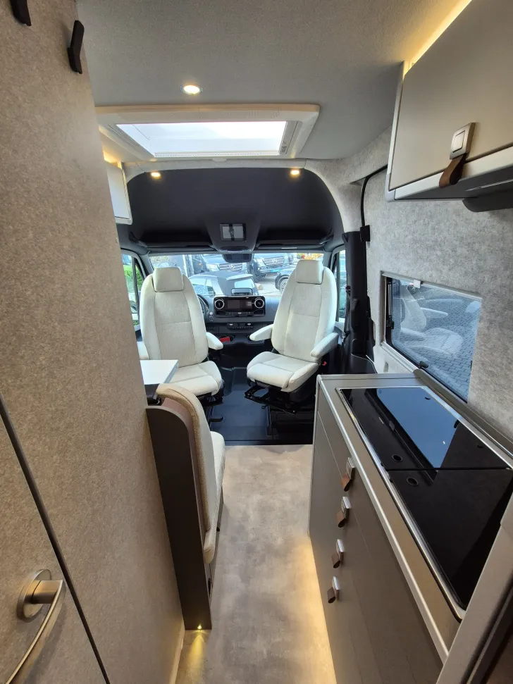 Fahrzeugbild Hymer Grand Canyon S CrossOver *Allrad*Winterpaket* #31