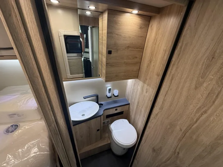 Fahrzeugbild Eura Mobil Integra Line GT IL 726 EF Keine Hubbett - Sofort #10