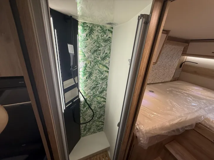 Fahrzeugbild Eura Mobil Integra Line GT IL 726 EF Keine Hubbett - Sofort #11