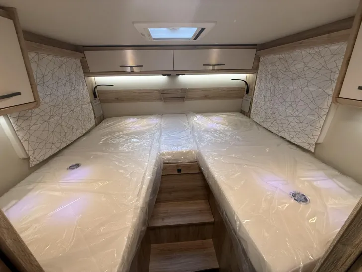 Fahrzeugbild Eura Mobil Integra Line GT IL 726 EF Keine Hubbett - Sofort #12