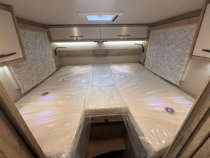 Fahrzeugbild Eura Mobil Integra Line GT IL 726 EF Keine Hubbett - Sofort #13