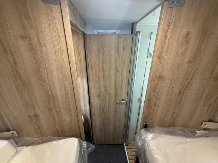 Fahrzeugbild Eura Mobil Integra Line GT IL 726 EF Keine Hubbett - Sofort #14