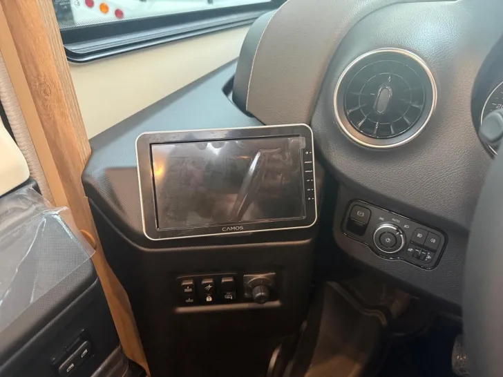 Fahrzeugbild Eura Mobil Integra Line GT IL 726 EF Keine Hubbett - Sofort #22