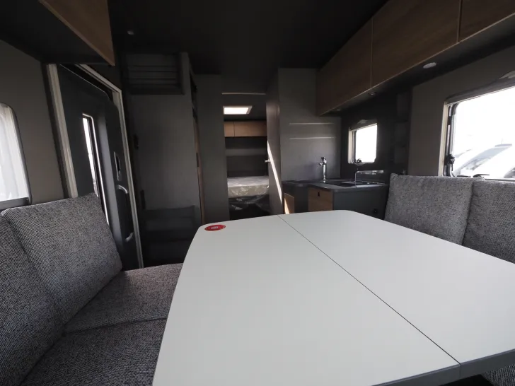 Fahrzeugbild Dethleffs Trend T 7057 DBL, Automatik, Loungesitzgruppe #5