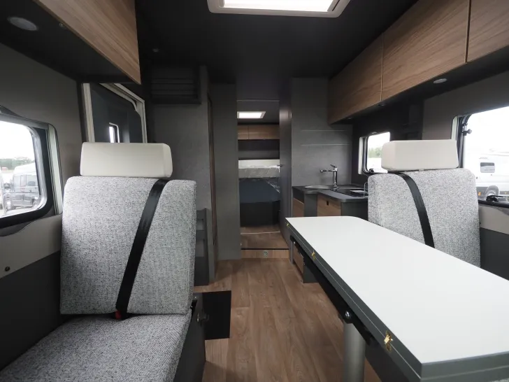 Fahrzeugbild Dethleffs Trend T 7057 DBL, Automatik, Loungesitzgruppe #8