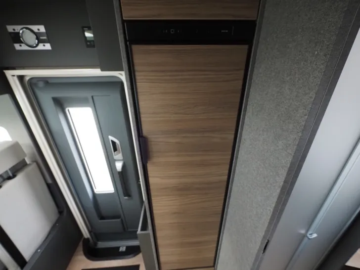 Fahrzeugbild Dethleffs Trend T 7057 DBL, Automatik, Loungesitzgruppe #12