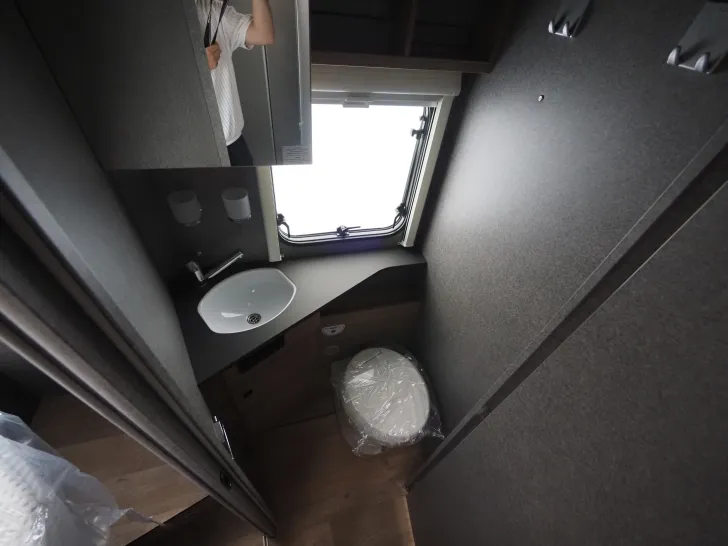 Fahrzeugbild Dethleffs Trend T 7057 DBL, Automatik, Loungesitzgruppe #14