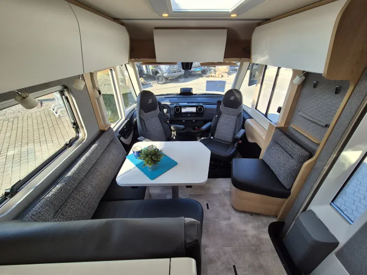 Fahrzeugbild Hymer B-ML I 780 BlackLine *Hubstützen*kein Hubbett* #36