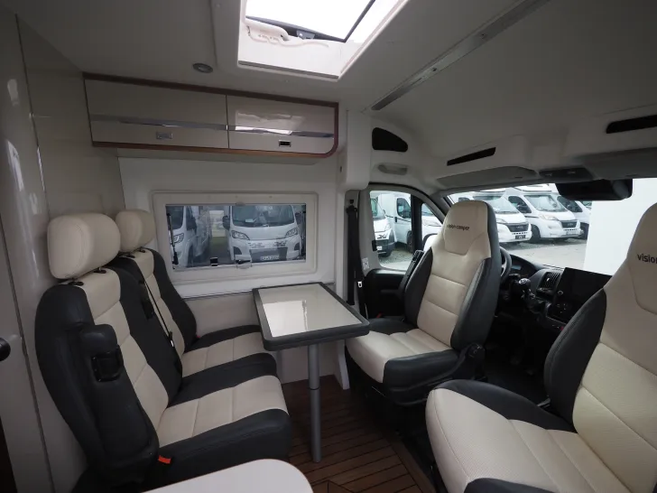 Fahrzeugbild Sonstige Vision Camper, Alarm, SAT/TV, Solar, AHK, uvm. #7