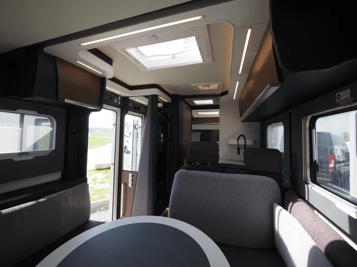 Fahrzeugbild Laika KREOS H 5109, Super Chassis, Navi, Autom. #15