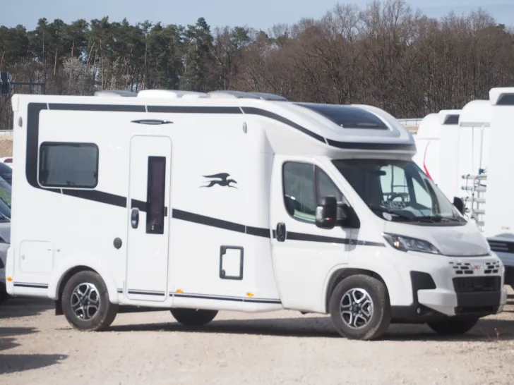 Fahrzeugbild Laika KOSMO L 105, Automatik, Radträger, Rundsitzgr. #2