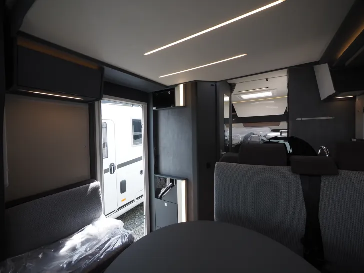 Fahrzeugbild Laika KOSMO L 319, Hubbett, Komfort-Paket #7