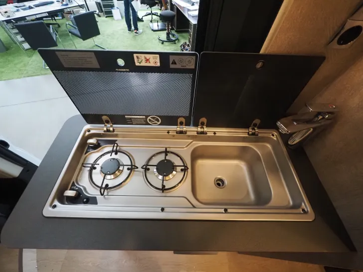 Fahrzeugbild Laika ECOVIP 645, Rundsitzgruppe, Fahrass., Autom. #13