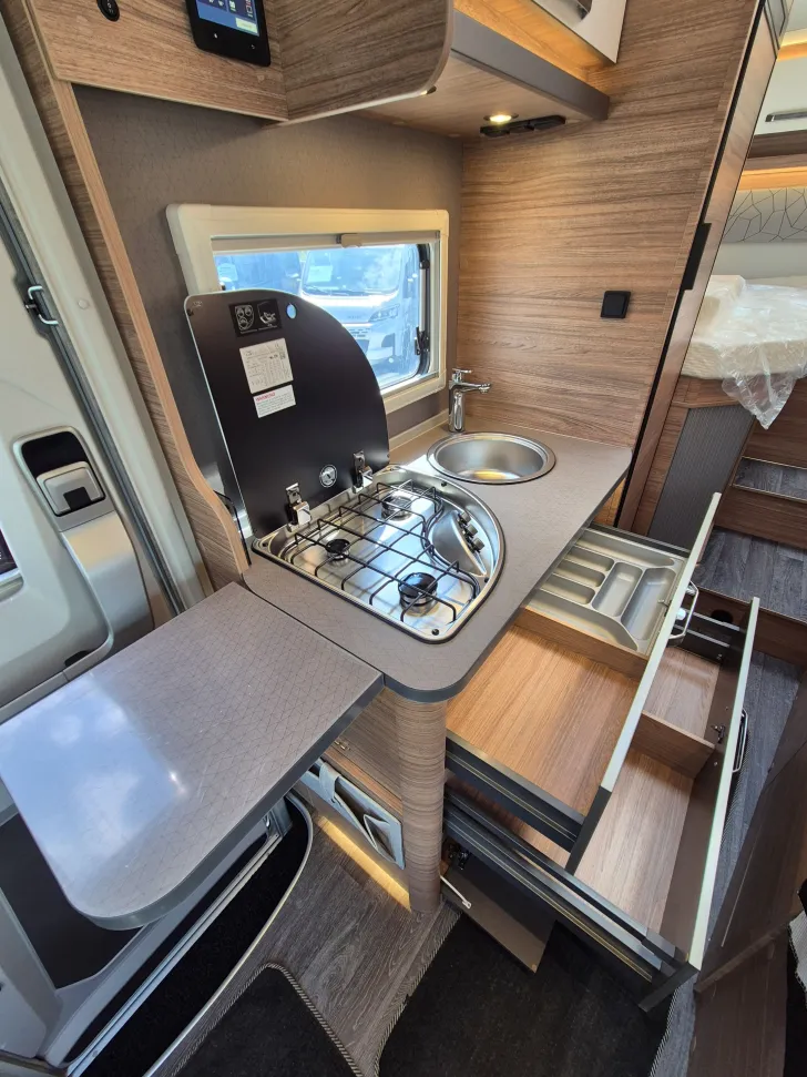 Fahrzeugbild Weinsberg CaraSuite 650 MEG Edition-Spicy *TV-Paket* #19