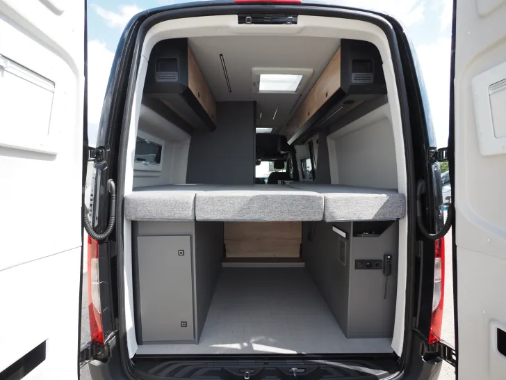 Fahrzeugbild Pössl Roadstar XT, Mercedes Sprinter 4x4, Premiump. #5