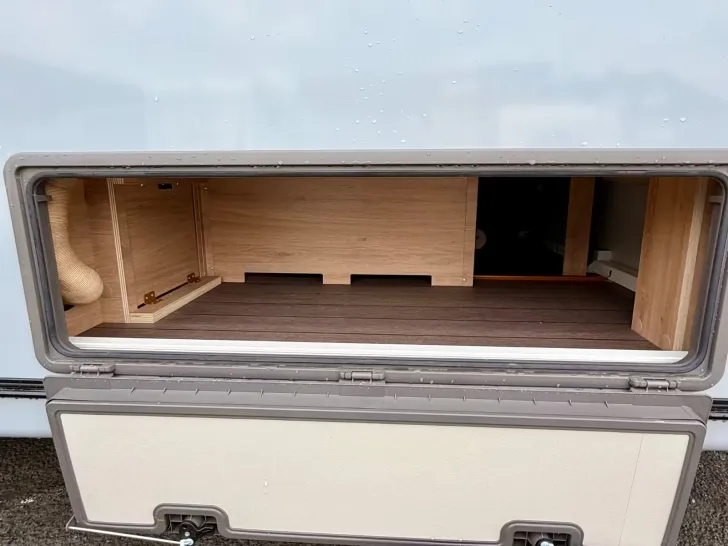 Fahrzeugbild Knaus Südwind 540 UE Black Selection #38