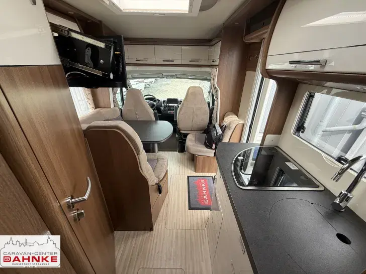 Fahrzeugbild Carthago c-tourer T 143 LE Automatik, Sat, Solar #16
