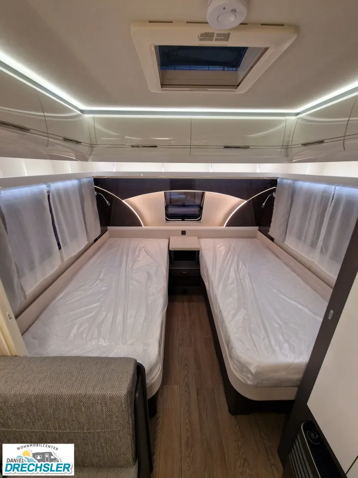 Fahrzeugbild Hobby Excellent 460 SL neues Bad! #11