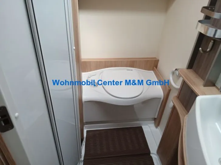 Fahrzeugbild Knaus Sky Ti 650 MF Luftfederung AHK Standklima #7