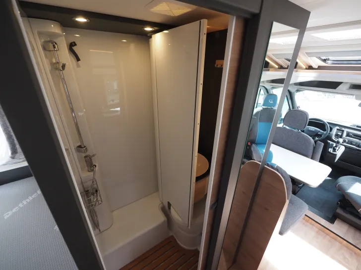 Fahrzeugbild Dethleffs Globebus Go T15, D+E Heiz., Automatik, uvm.! #15